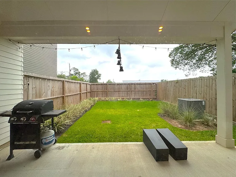 5632 Bertellis Ln — Photo 20