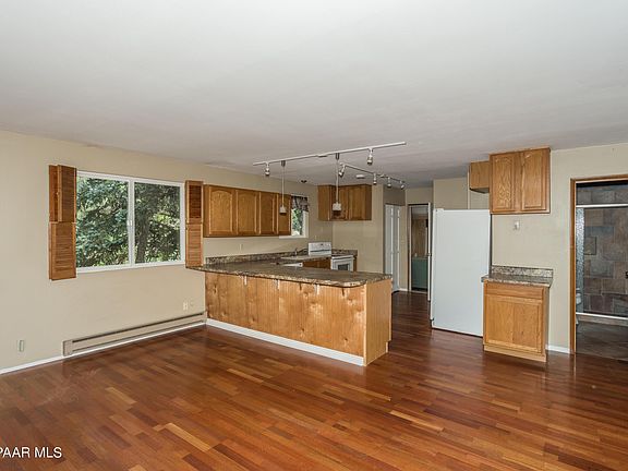 4th image of 1606 W Manzanita Dr