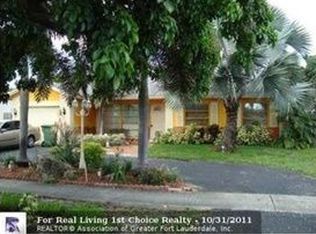 9541 Johnson St, Pembroke Pines, FL 33024