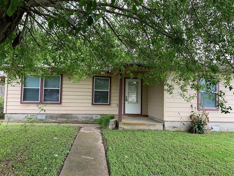 1st image of 2520 37th Ave N
