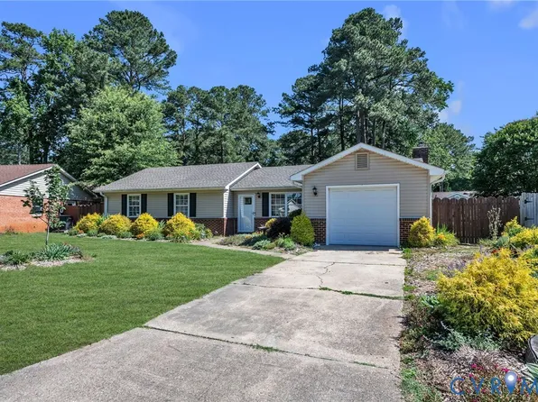 432 Courtney Arch, Virginia Beach, VA 23452