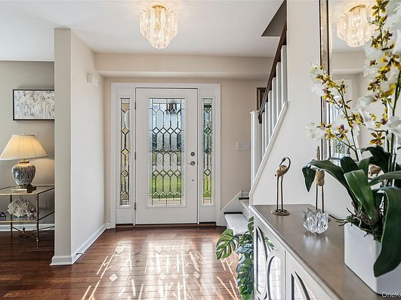 3rd image of 34 Admiral Road