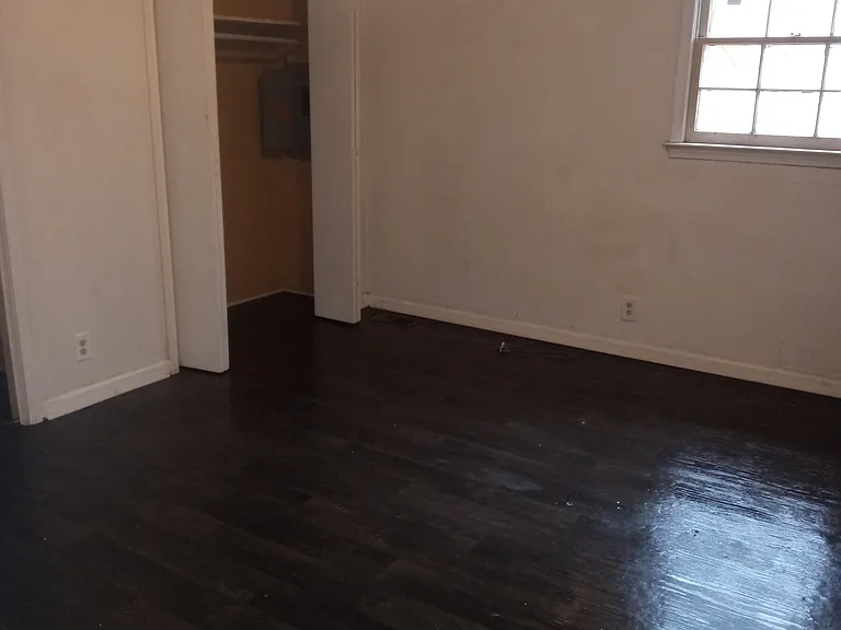 901 Raiford Ln #B — Photo 4