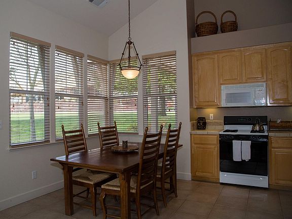 4th image of 26 Quail Hollow Ln Unit B-15
