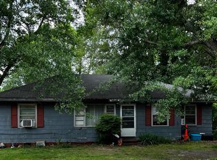 211 James St, Winder, GA 30680