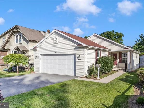 17817 Sherman Ave, Hagerstown, MD 21740