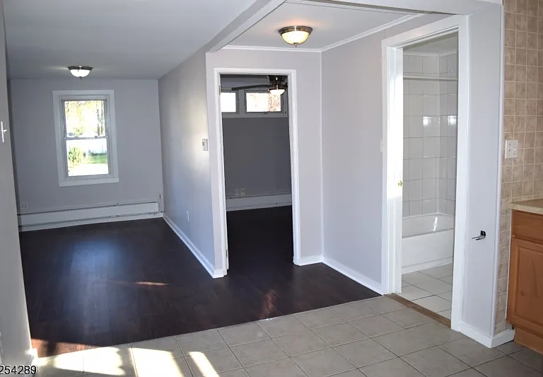 112B Minnehaha Blvd — Photo 7