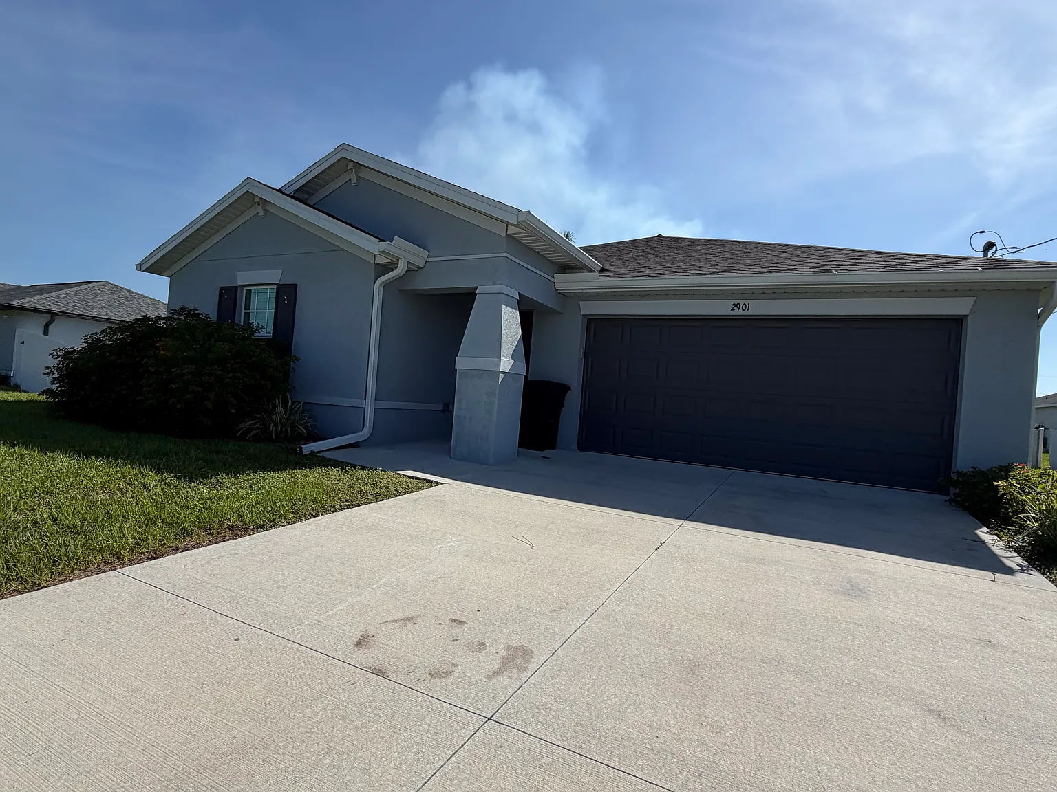 3 bed, 2.0 bath, 1555 sqft, $1,900 — Photo 1