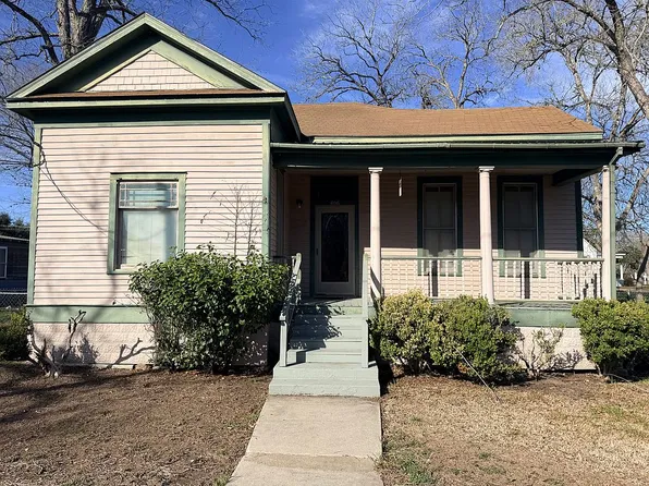406 E Main St, Cuero, TX 77954