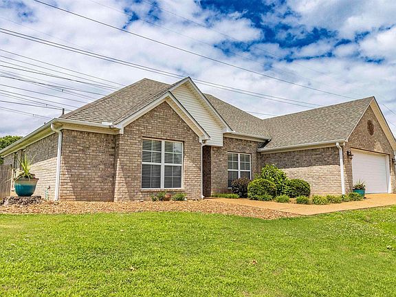 2nd image of 186 Walnut Trace Dr