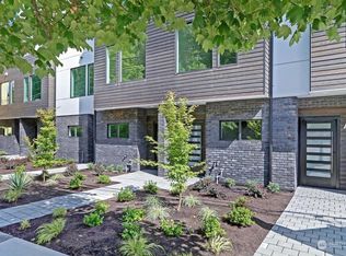 17338 Bothell Way NE UNIT E, Bothell, WA 98011