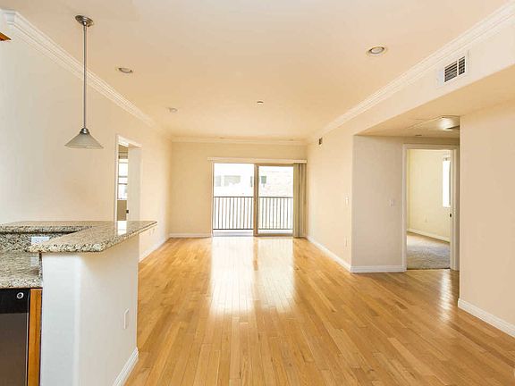 5th image of 320 N Oakhurst Dr APT 207