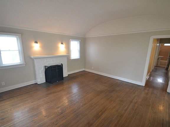 5th image of 7410 Brighton Ave