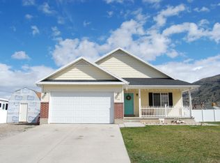 1151 E Hyrum Blvd, Hyrum, UT 84319