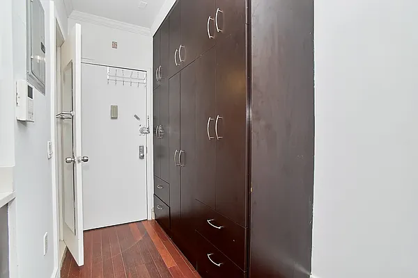 Rented by Keller Williams NYC | media 15