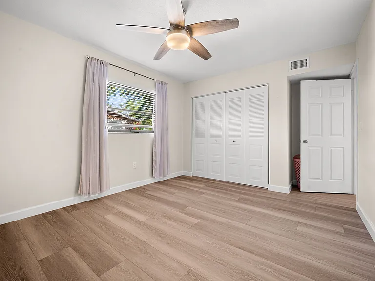 5400 34th St W #3I — Photo 23