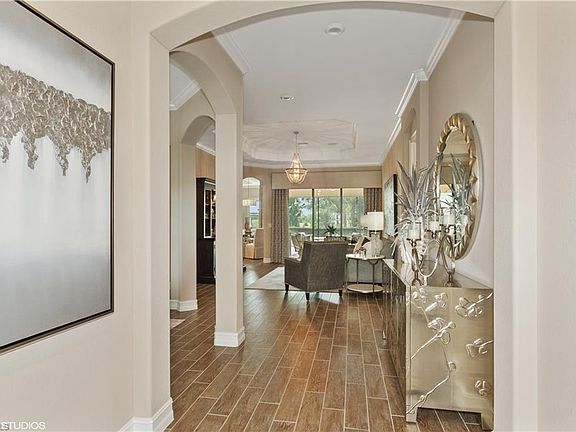 4th image of 28667 Lisburn Ct