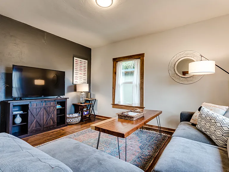 104 Holeman Ave — Photo 10