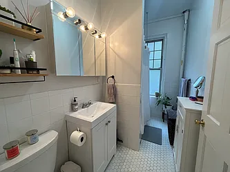 Rented by Moises Farhart, LREB