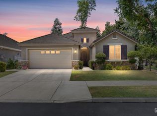 231 Port Logan Dr, Bakersfield, CA