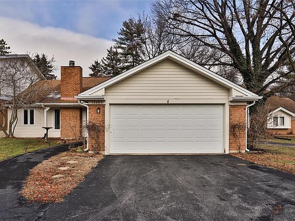 2nd image of 12865 Highstone Dr