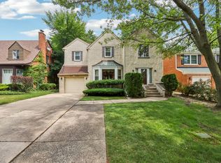 6741 N Ramona Ave, Lincolnwood, IL