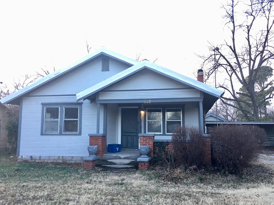 1st image of 522 N Chapman Ave