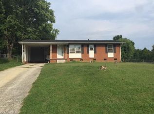 2321 Emerywood Rd, Greensboro, NC 27403