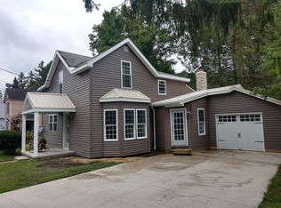37 Monroe St, Ellicottville, NY 14731