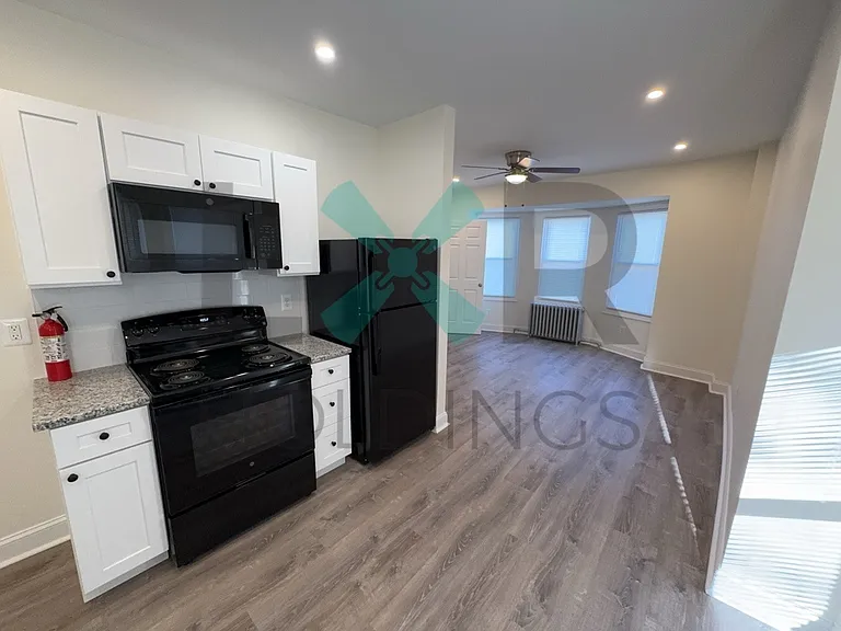 1116 Main St — Photo 3