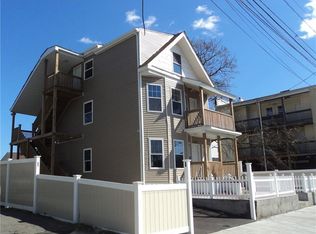 410 Hollister Ave #1, Bridgeport, CT 06607