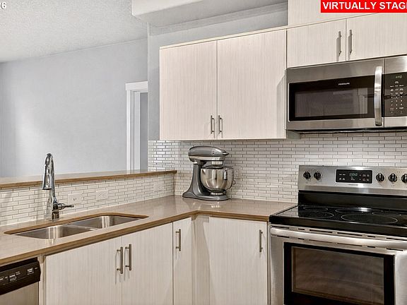 3rd image of 17193 SW Appledale Rd Unit 104