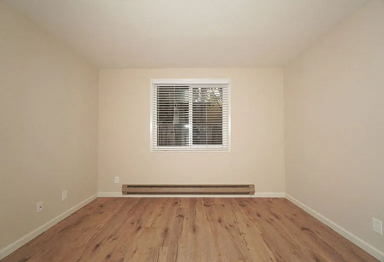 670 Live Oak Ave — Photo 5