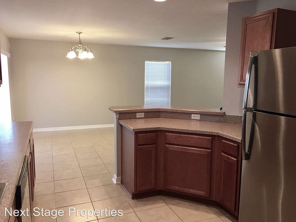 1st image of 9606 Simeon Dr