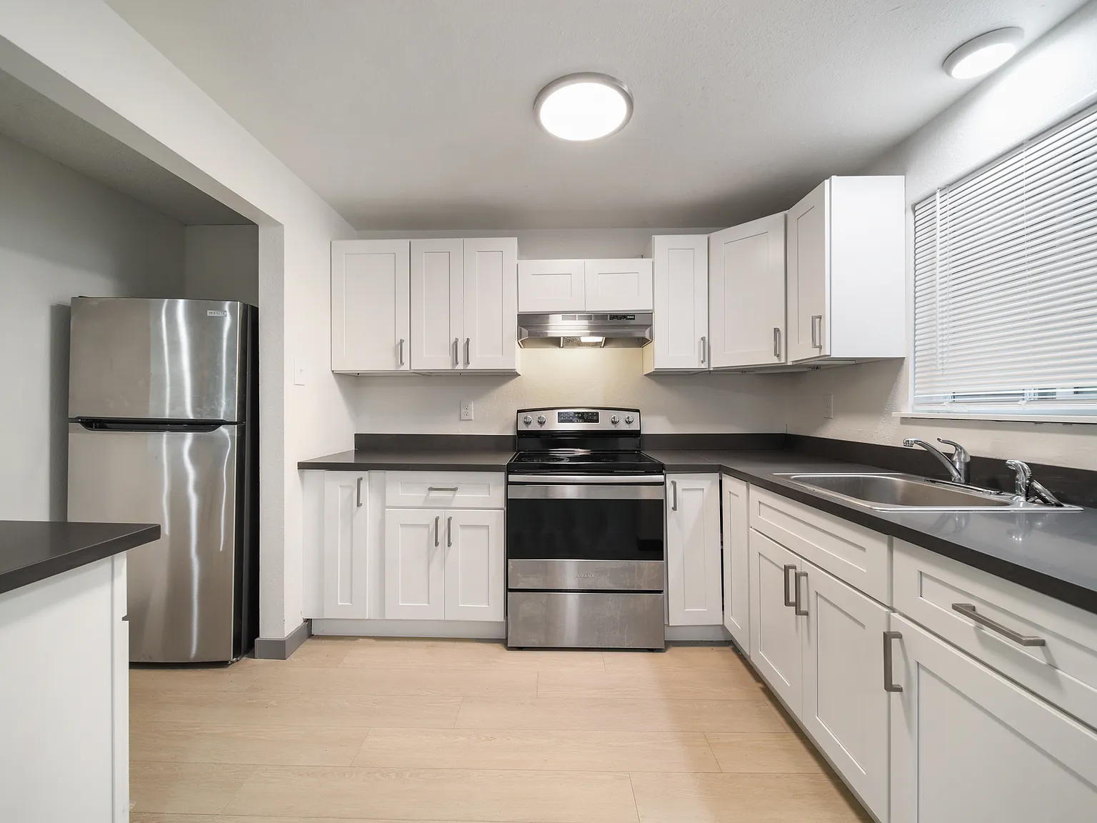 2006 Sumner Avenue - - — Photo 2