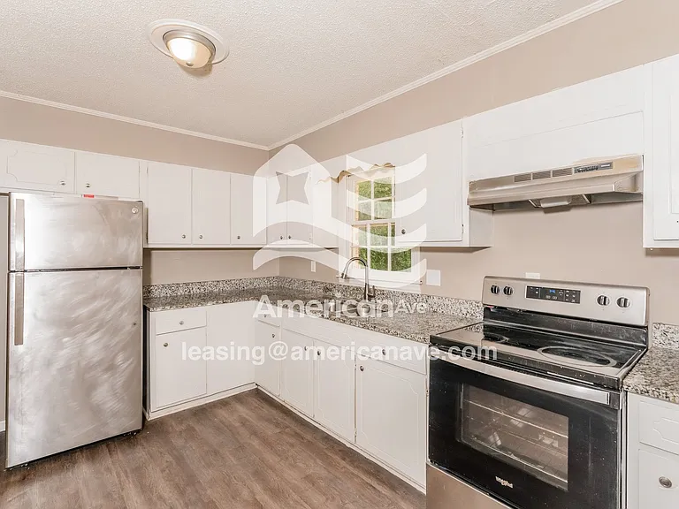 1694853_006_kitchen_7.jpg