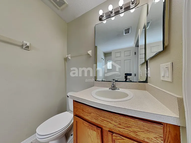 7714 Clubdale Loop — Photo 12