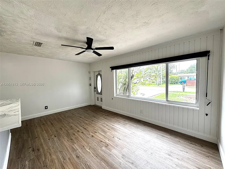 540 NE 61st St — Photo 8