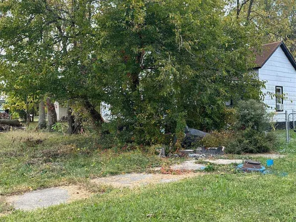 1008 Buchanan St, Moberly, MO 65270