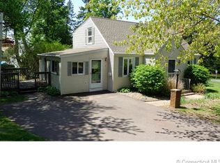 1 McKnight Cir, Ellington, CT 06029