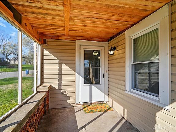 5th image of 3459 Wellington Dr