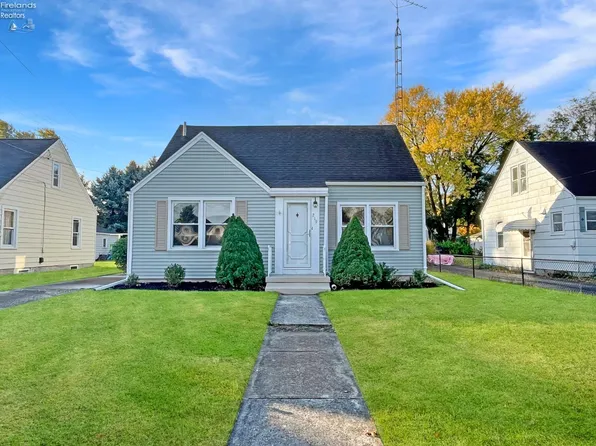 219 Huffman St, Bellevue, OH 44811