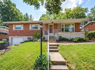 5137 Grossepointe Ln, Cincinnati, OH 45238