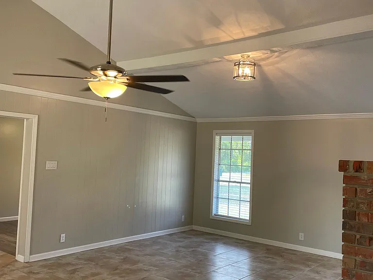 1700 Hollis Rd — Photo 13