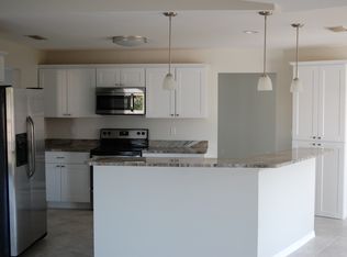 1004 SW 33rd Ter, Cape Coral, FL 33914