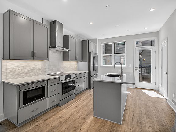 4th image of 5524 Topaz Ln