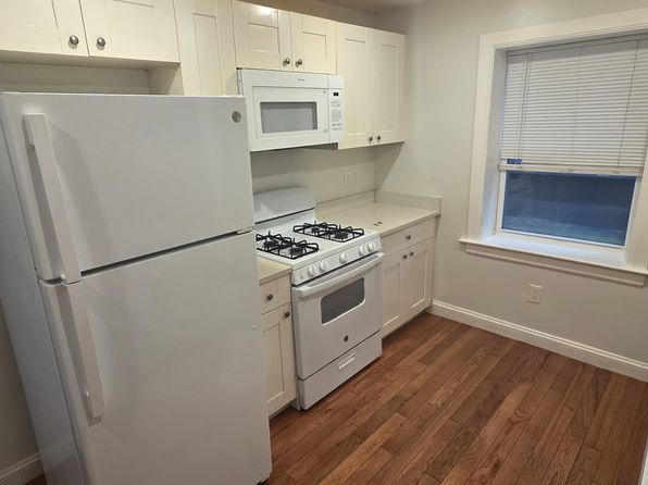 70 Bellingham St #1B