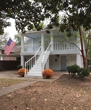 4th image of 1045 Williams Ave