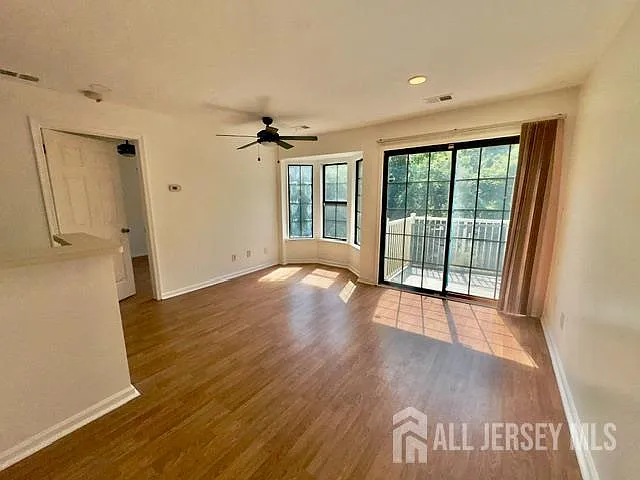 20 Ayres Ct — Photo 3