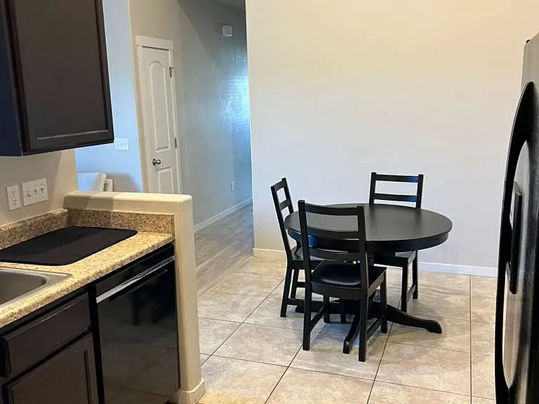 203 E Jordan Ridge Blvd #209 — Photo 6